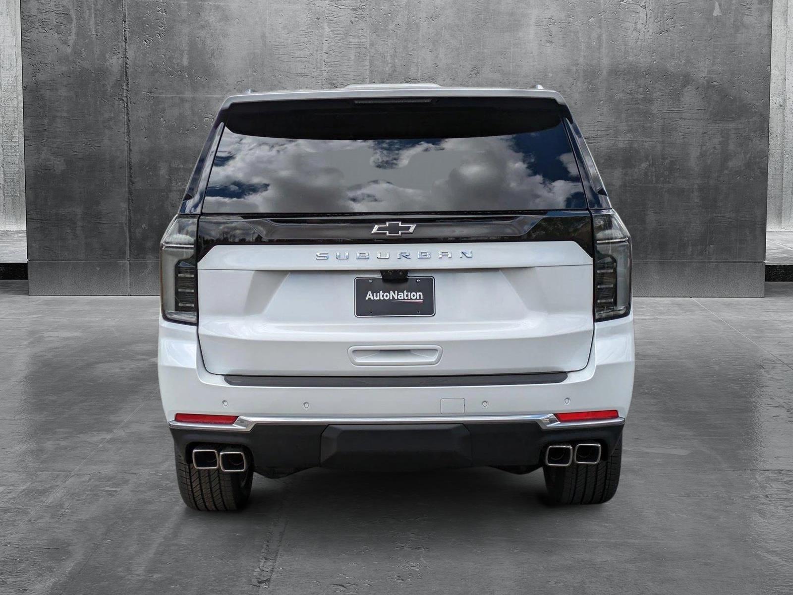 2025 Chevrolet Suburban Vehicle Photo in GILBERT, AZ 85297-0446