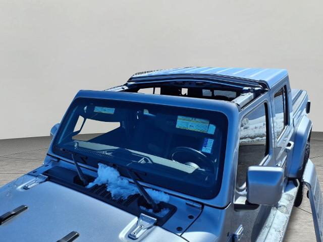 2021 Jeep Gladiator Vehicle Photo in Oshkosh, WI 54904