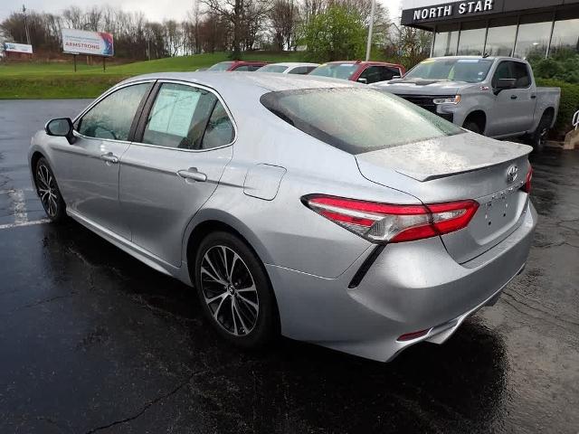 2018 Toyota Camry Vehicle Photo in ZELIENOPLE, PA 16063-2910