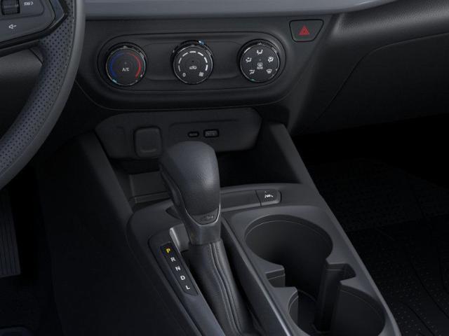 2025 Chevrolet Trax Vehicle Photo in VALENCIA, CA 91355-1705