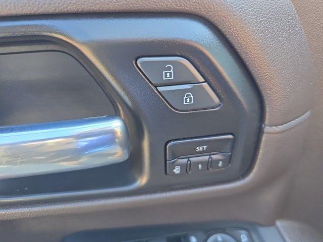 2023 GMC Sierra 3500HD Vehicle Photo in Pleasant Hills, PA 15236