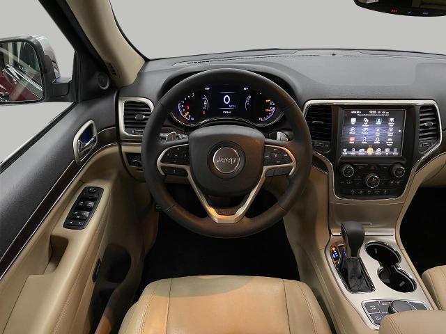 2017 Jeep Grand Cherokee Vehicle Photo in Appleton, WI 54913