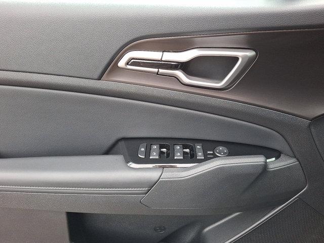 2024 Kia Sportage Hybrid Vehicle Photo in Philadelphia, PA 19116