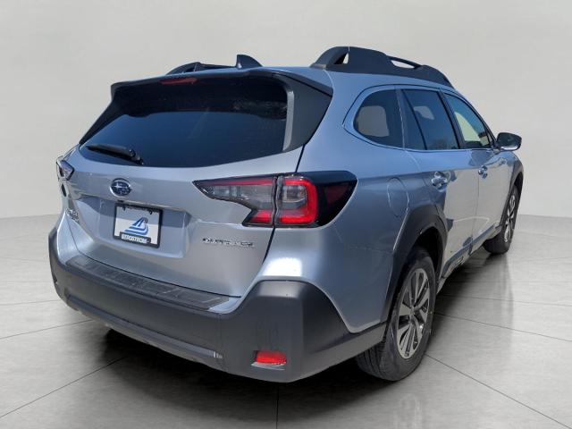 2025 Subaru Outback Vehicle Photo in Green Bay, WI 54304