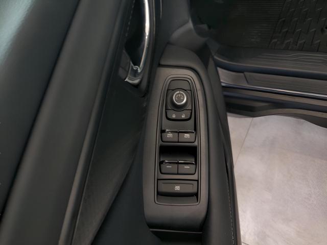 2025 Subaru Outback Vehicle Photo in Green Bay, WI 54304