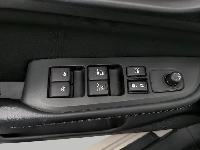 2015 Subaru Legacy Vehicle Photo in Green Bay, WI 54304