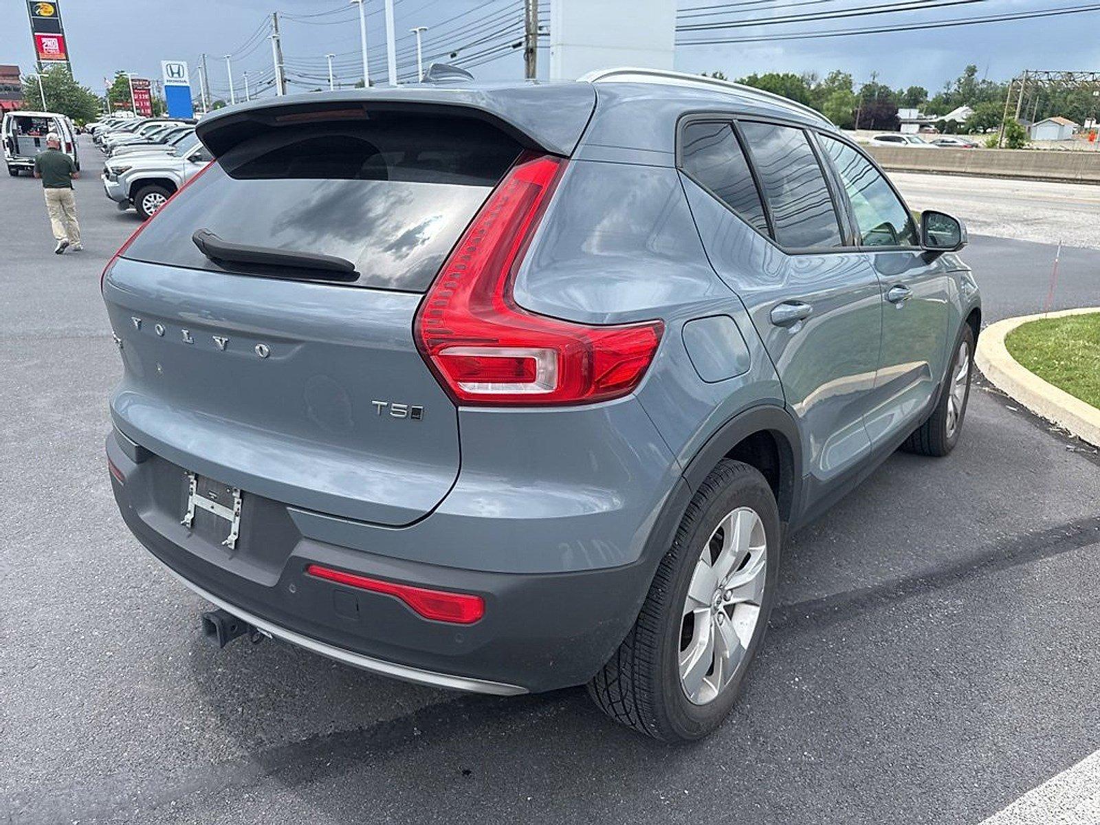2021 Volvo XC40 Vehicle Photo in Harrisburg, PA 17111