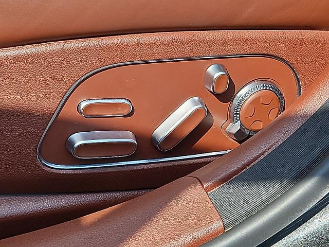 2024 Genesis G90 Vehicle Photo in TREVOSE, PA 19053-4984