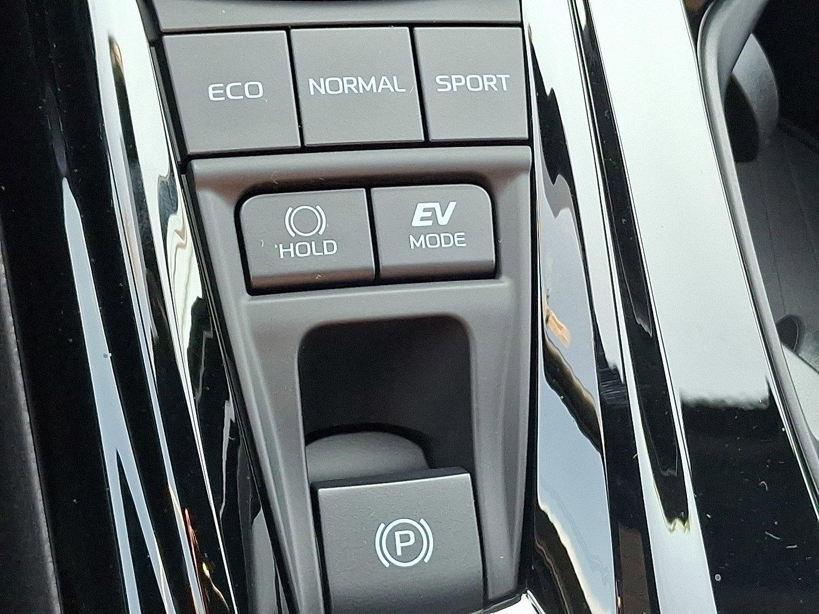 2025 Toyota Camry Vehicle Photo in Harrisburg, PA 17111