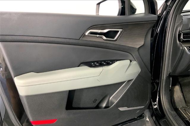 2023 Kia Sportage Vehicle Photo in Lees Summit, MO 64086