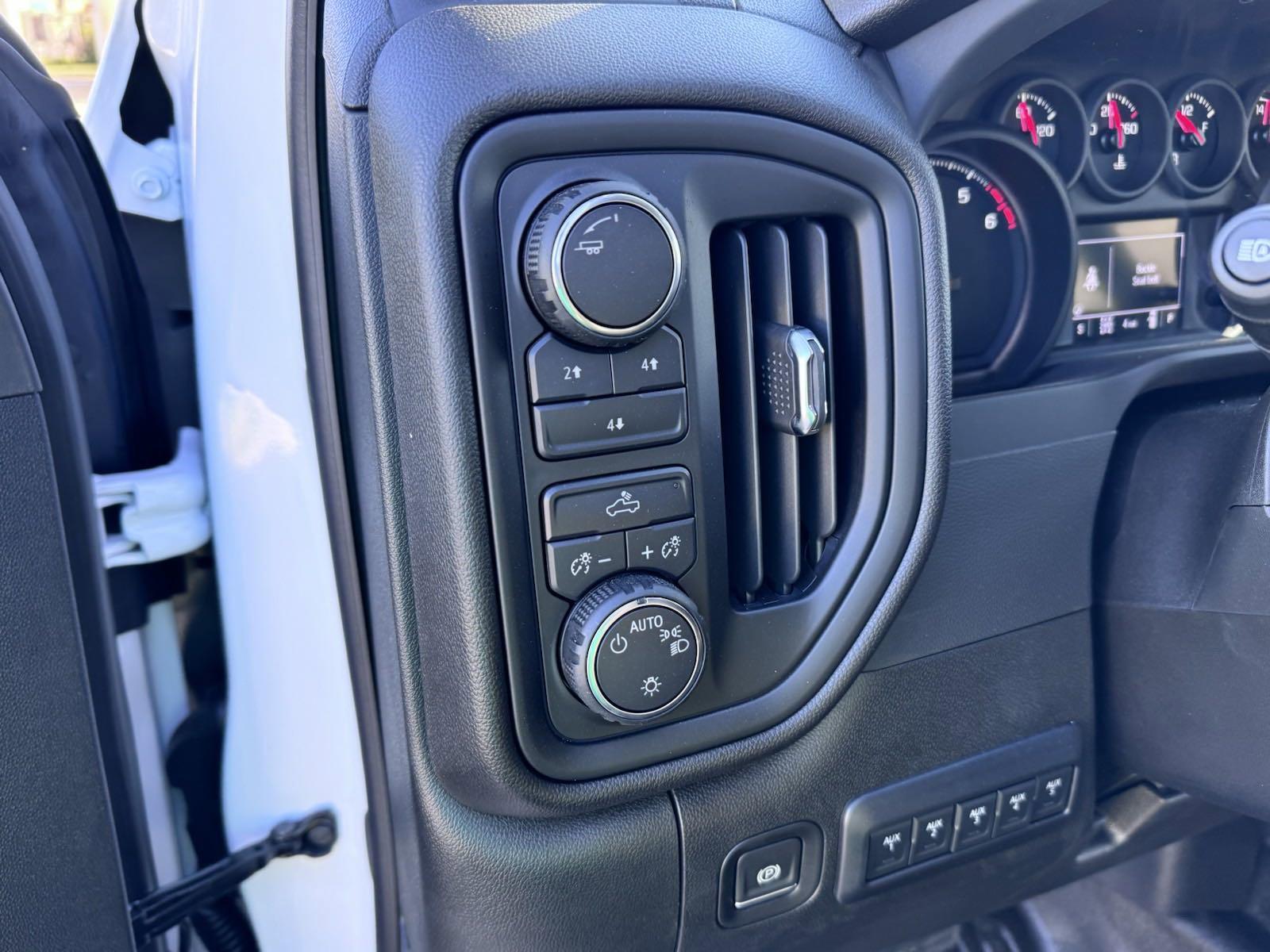 2025 Chevrolet Silverado 2500 HD Vehicle Photo in GEORGETOWN, TX 78626-7508