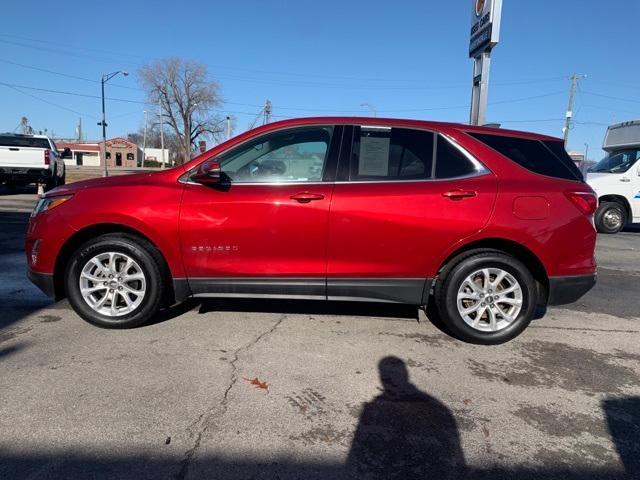 2019 Chevrolet Equinox LT photo 3