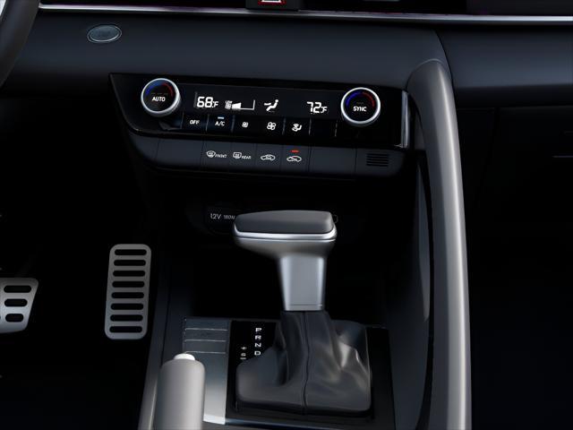 2025 Hyundai ELANTRA Vehicle Photo in Green Bay, WI 54304