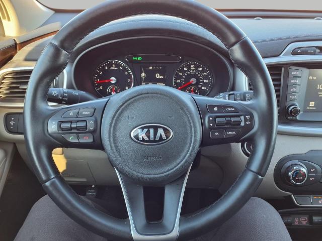 2017 Kia Sorento Vehicle Photo in Oshkosh, WI 54904