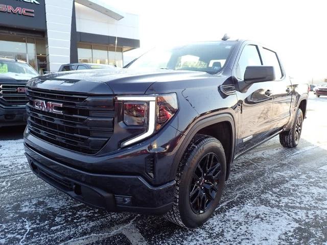 2022 GMC Sierra 1500 Vehicle Photo in ZELIENOPLE, PA 16063-2910
