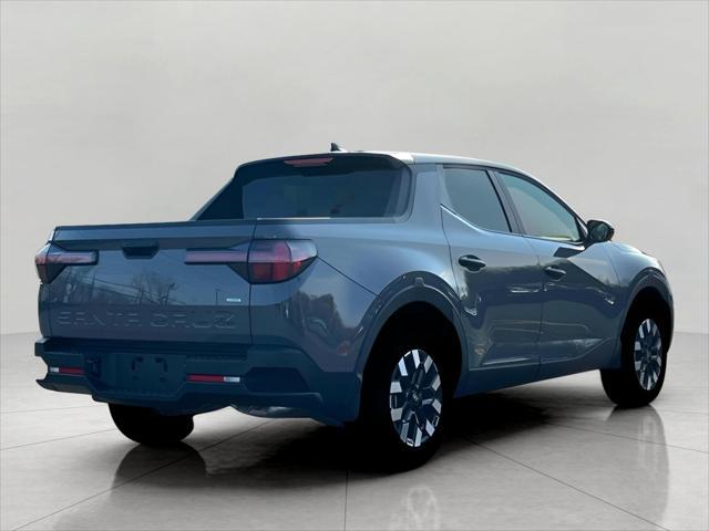 2025 Hyundai SANTA CRUZ Vehicle Photo in Green Bay, WI 54304
