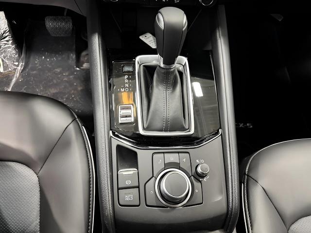 2025 Mazda CX-5 Vehicle Photo in Green Bay, WI 54304