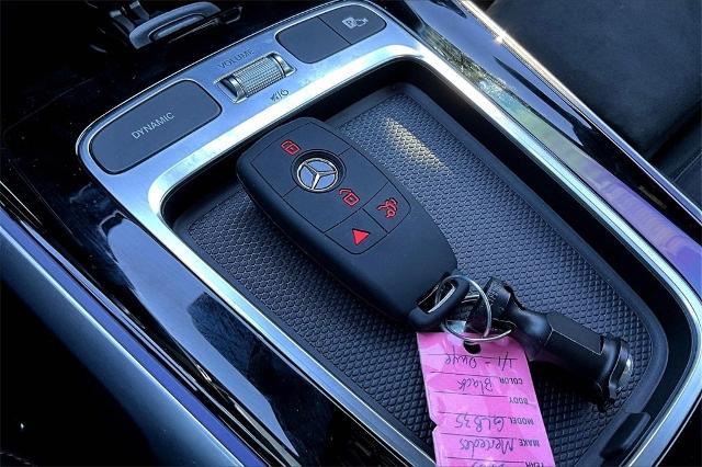 2025 Mercedes-Benz GLB Vehicle Photo in San Antonio, TX 78230