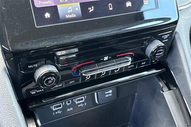 2023 Jeep Grand Cherokee Vehicle Photo in ELK GROVE, CA 95757-8703