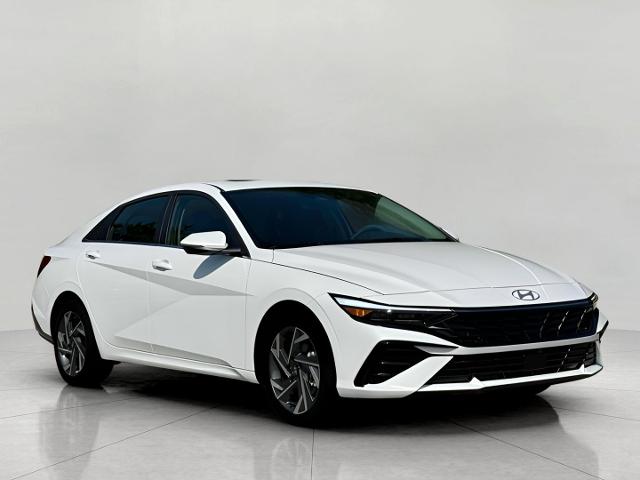 2025 Hyundai ELANTRA Hybrid Vehicle Photo in Green Bay, WI 54304