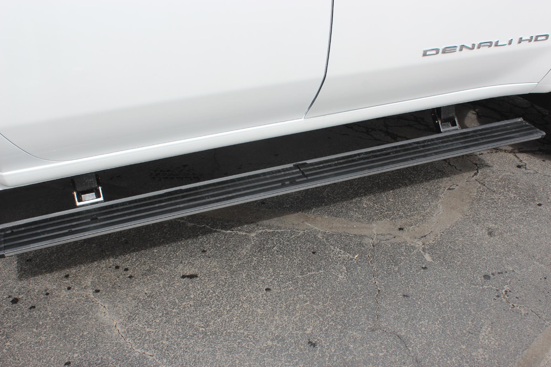 2025 GMC Sierra 3500 HD Vehicle Photo in AURORA, CO 80012-4011