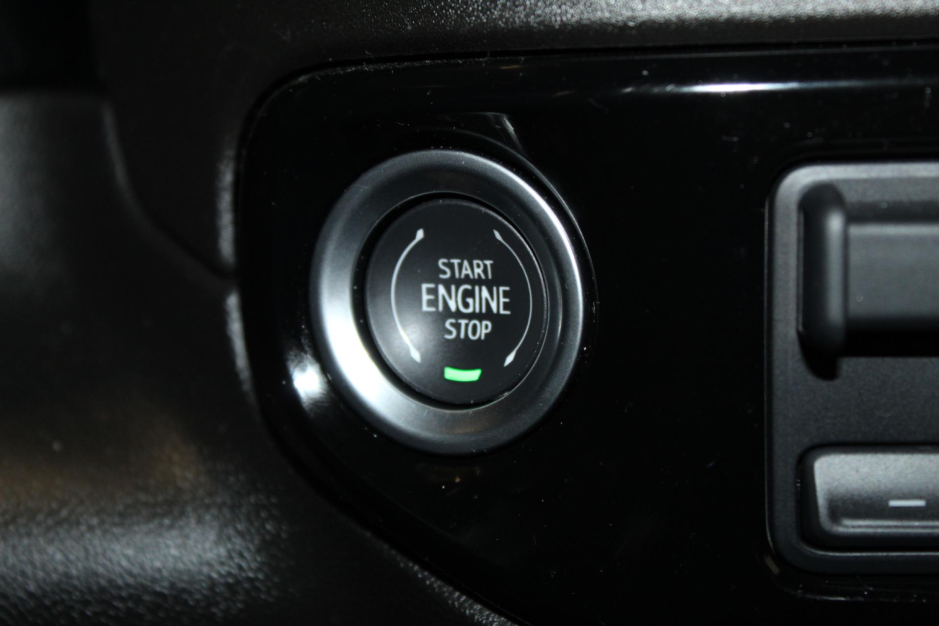 2024 Chevrolet Silverado 1500 Vehicle Photo in NORTHAMPTON, MA 01060-1120