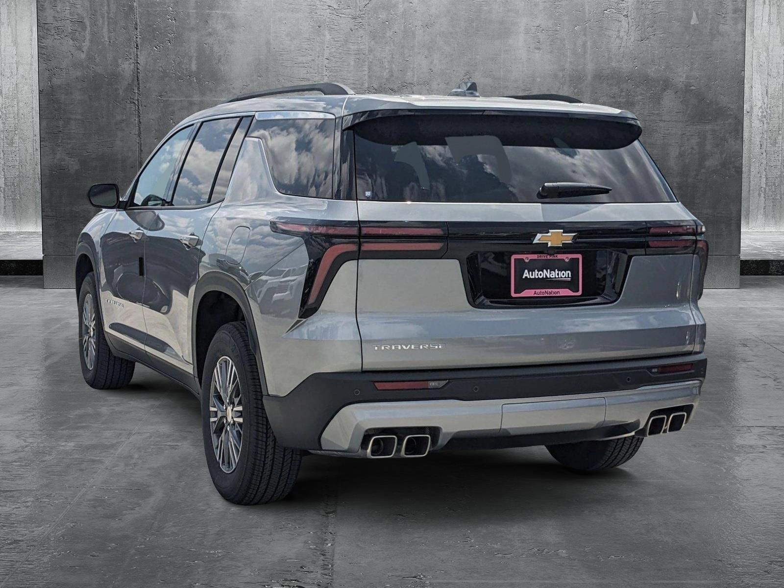 2025 Chevrolet Traverse Vehicle Photo in MIAMI, FL 33172-3015