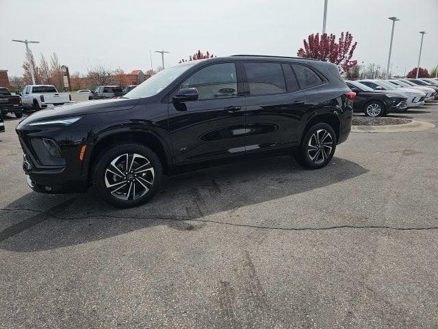 2025 Buick Enclave Vehicle Photo in Fishers, IN 46038