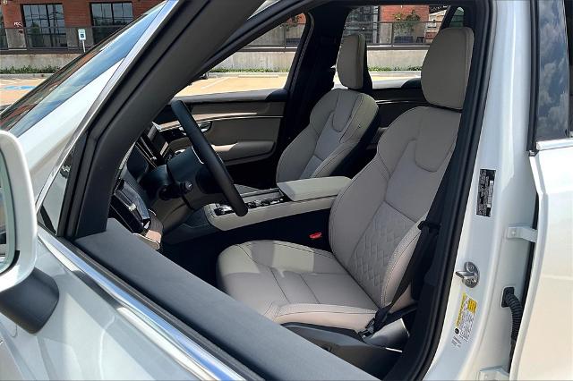 2025 Volvo XC90 Plug-In Hybrid Vehicle Photo in Houston, TX 77007