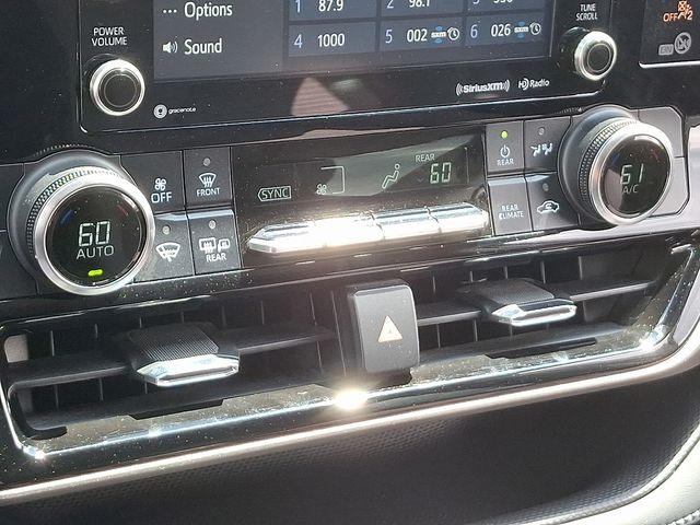 2022 Toyota Highlander Vehicle Photo in WATERTOWN, CT 06795-3318