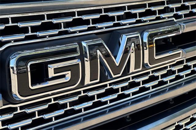 2023 GMC Sierra 2500 HD Vehicle Photo in ELK GROVE, CA 95757-8703