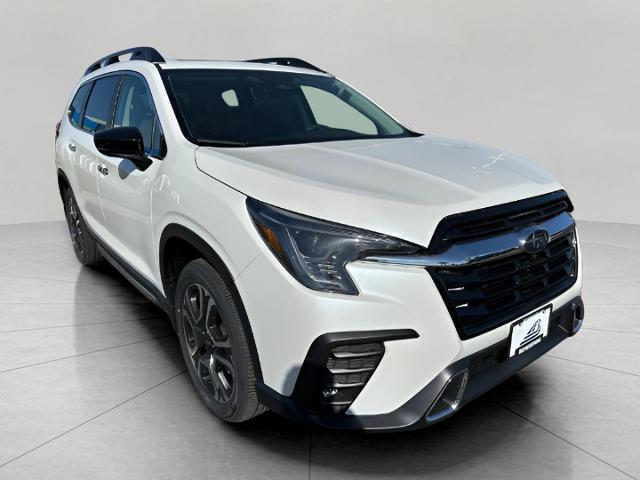 2025 Subaru Ascent Vehicle Photo in Oshkosh, WI 54904