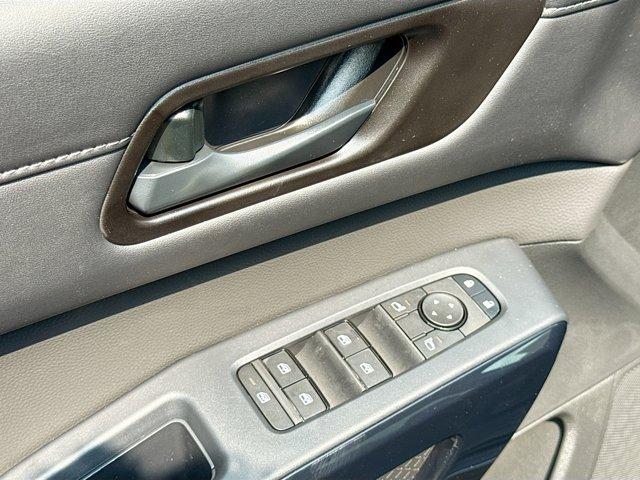 2025 Nissan Pathfinder Vehicle Photo in Flemington, NJ 08822
