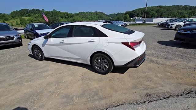 2024 Hyundai ELANTRA Vehicle Photo in Pleasant Hills, PA 15236