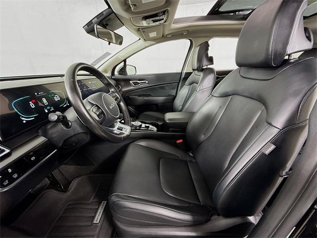 2023 Kia Sportage Hybrid Vehicle Photo in Everett, WA 98204