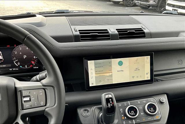 2024 Land Rover Defender Vehicle Photo in San Antonio, TX 78230
