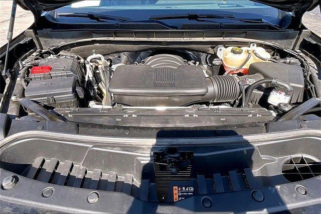 2023 Cadillac Escalade ESV Vehicle Photo in INDEPENDENCE, MO 64055-1314