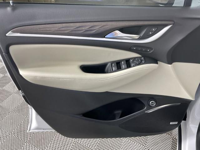 2024 Buick Enclave Vehicle Photo in GILBERT, AZ 85297-0402