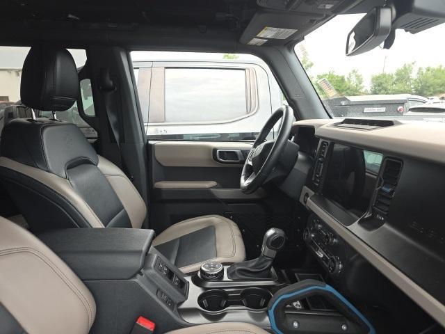 2023 Ford Bronco Vehicle Photo in ENGLEWOOD, CO 80113-6708
