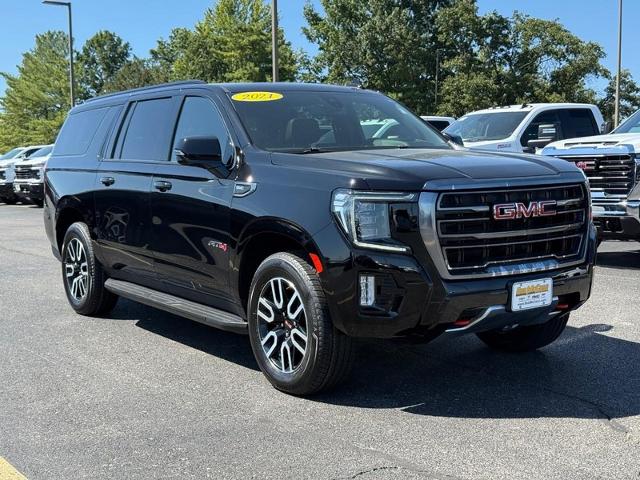 2021 GMC Yukon XL Vehicle Photo in COLUMBIA, MO 65203-3903