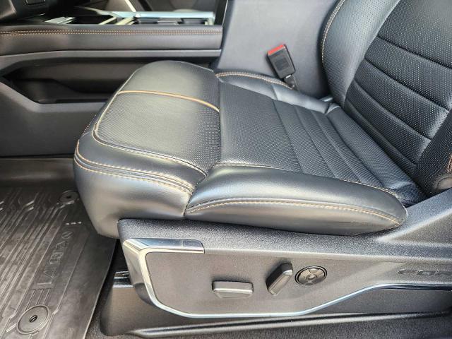 2024 Ford Super Duty F-250 SRW Vehicle Photo in DENTON, TX 76210-9321