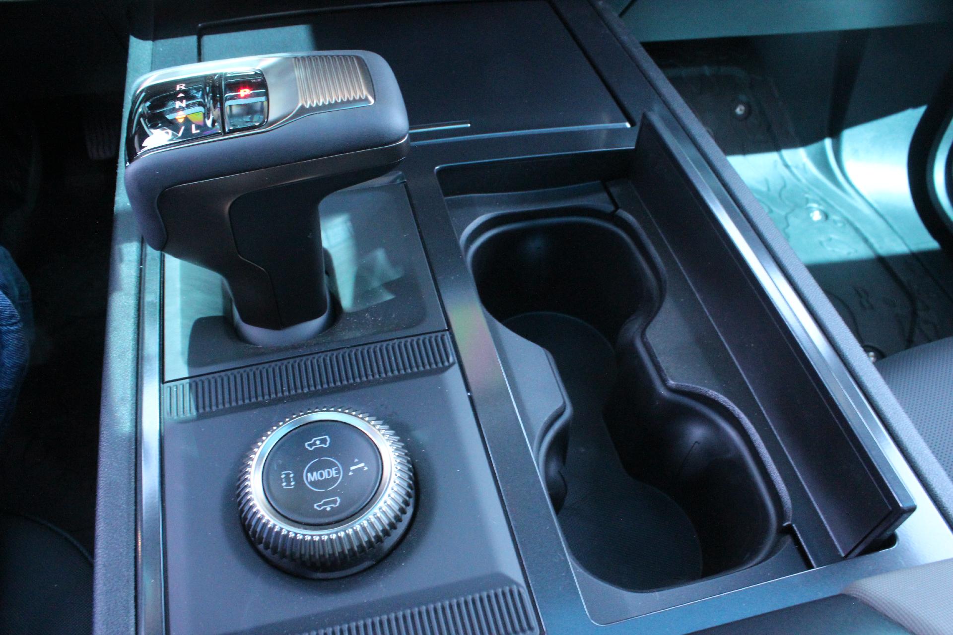 2024 GMC HUMMER EV SUV Vehicle Photo in AURORA, CO 80012-4011