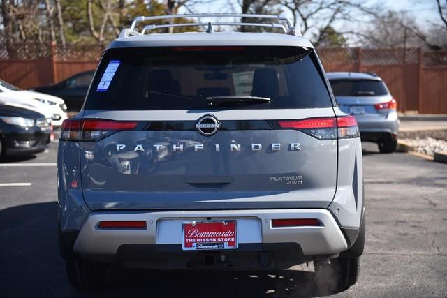 2025 Nissan Pathfinder Vehicle Photo in Ballwin, MO 63011
