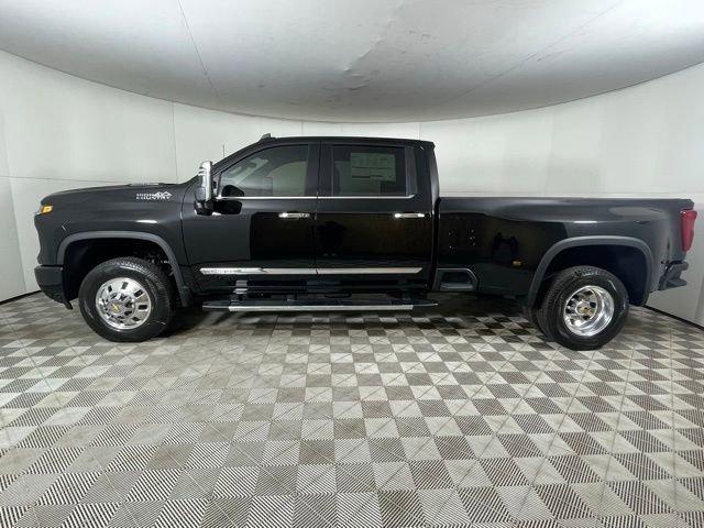 2025 Chevrolet Silverado 3500 HD Vehicle Photo in PHOENIX, AZ 85014-3381