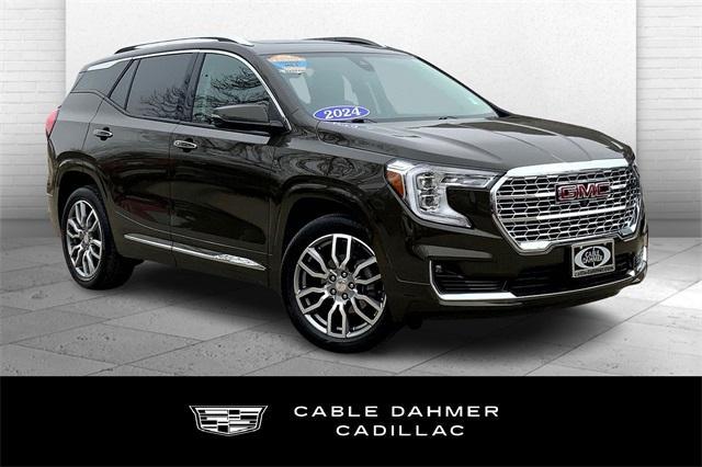 2024 GMC Terrain Vehicle Photo in KANSAS CITY, MO 64114-4545