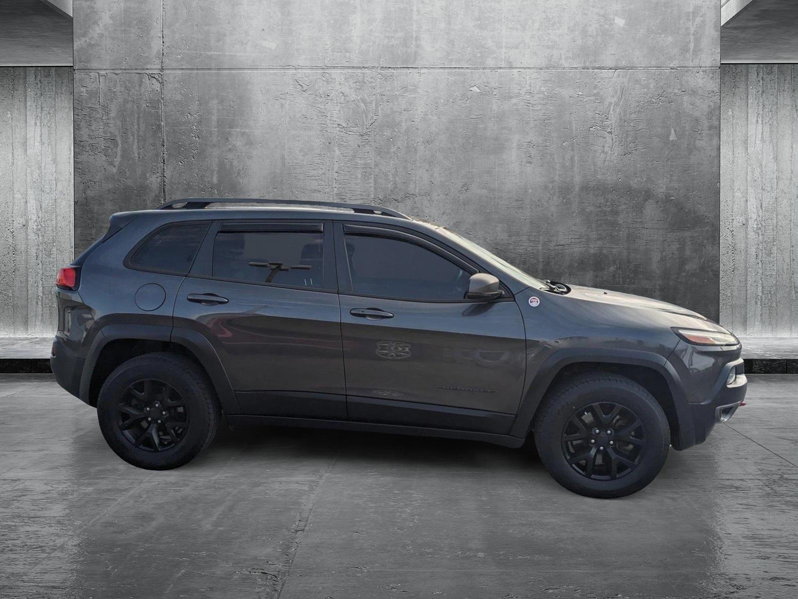 2016 Jeep Cherokee Vehicle Photo in MIAMI, FL 33172-3015