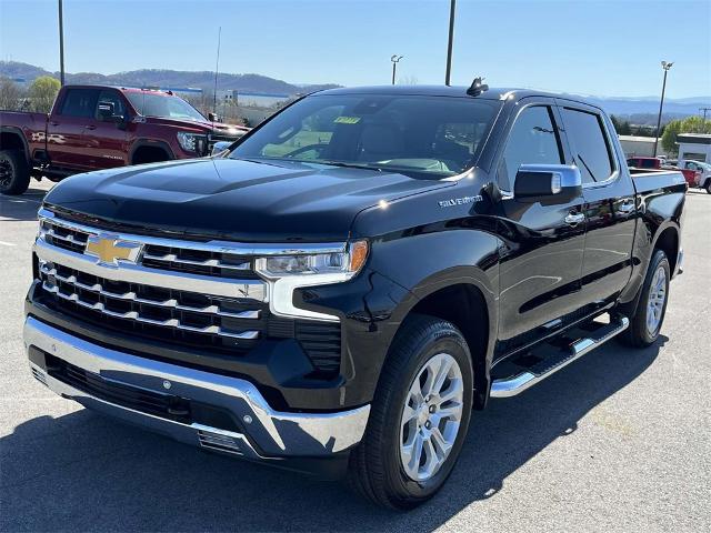 2025 Chevrolet Silverado 1500 Vehicle Photo in ALCOA, TN 37701-3235