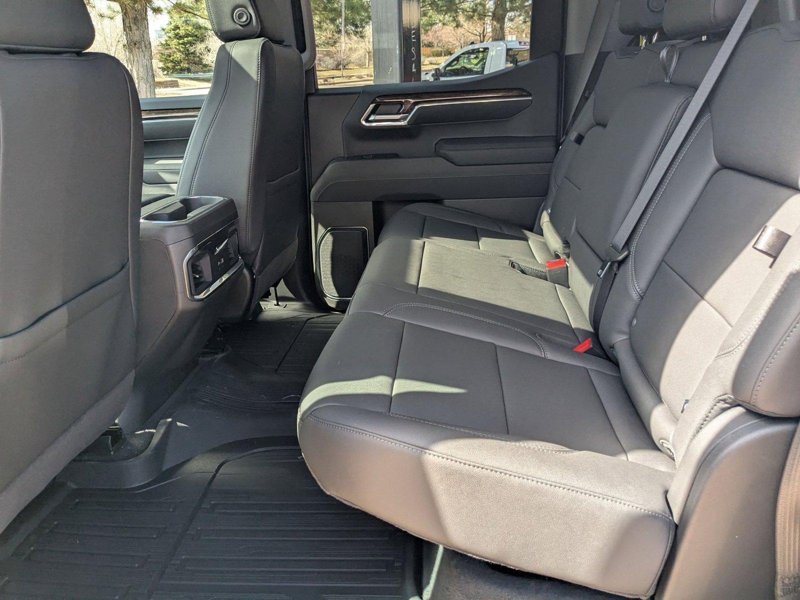 2025 GMC Sierra 1500 Vehicle Photo in LONE TREE, CO 80124-2750
