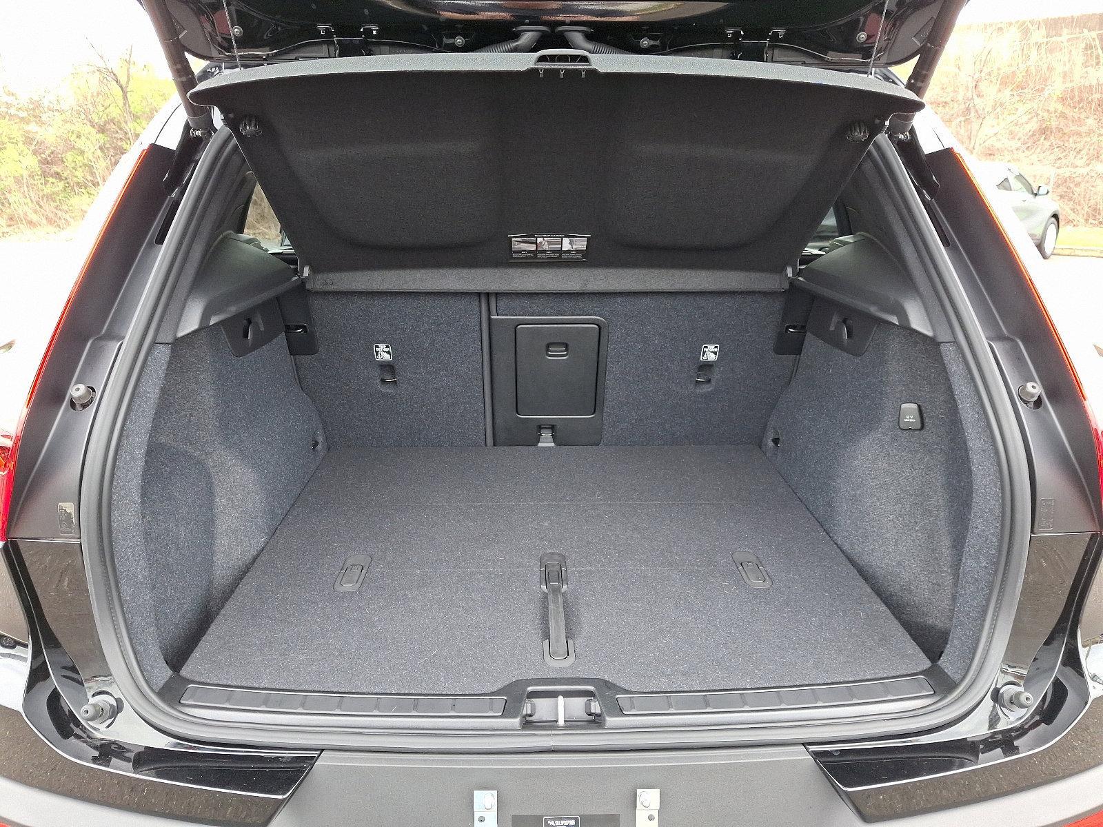 2023 Volvo XC40 Vehicle Photo in Trevose, PA 19053