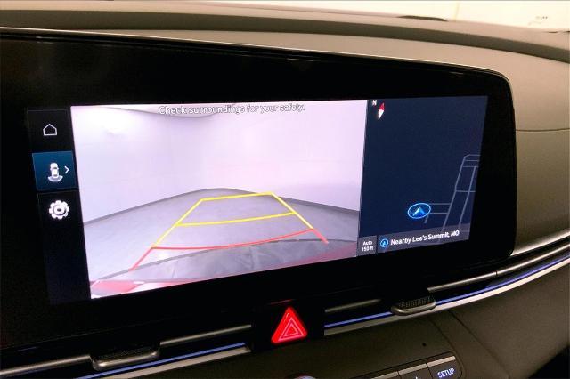 2024 Hyundai ELANTRA Vehicle Photo in Lees Summit, MO 64086